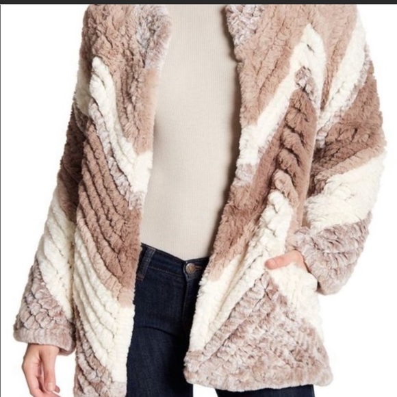 Neiman Marcus Cusp Faux Fur Jacket - Picture 2 of 5